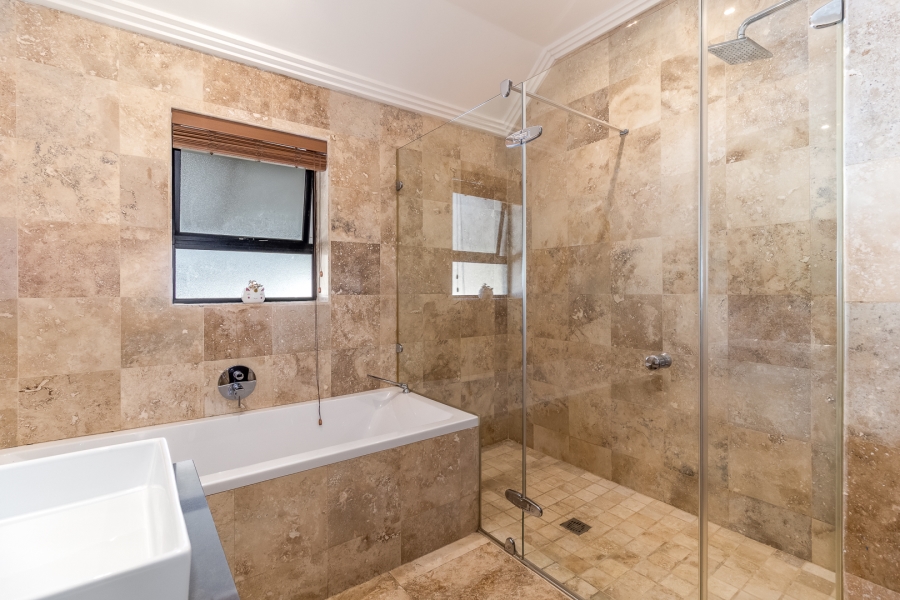 4 Bedroom Property for Sale in Pearl Valley at Val de Vie Western Cape